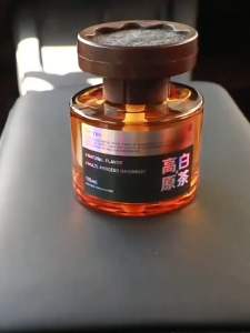 Pewangi Kereta/Car Fragrance Car PerfumeCar Air Fresheners110ML Car Perfume & Lasts 60 Days Essential Oil Fragrance AromatherapyPurify The Air for Car Office Home 汽車香水車載香薰空气净化器
