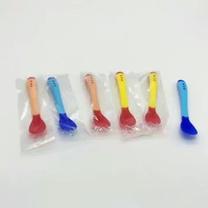 Sendok Makan Bayi Bisa Mendeteksi Panas BPA Free Aman Untuk Bayi