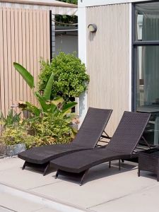 VBELL เก้าอี้ชายหาด อัพเกรดใหม่ เตียงอาบแดด เตียงกลางแจ้ง เก้าอี้เลานจ์สระว่ายน้ำกลางแจ้ง เก้าอี้ชายหาดหวาย กันน้ำ กันแดด สวนลานบ้าน ระเบียงพักผ่อน เตียงเลานจ์กลางแจ้ง หวายเทียมคุณภาพดี ทนทาน ใช้งานได้ทั้งโรงแรม สระว่ายน้ำ เตียงริมสระว่ายน้ำ ปรับเอนนอนได้