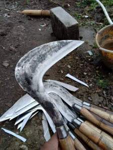 arit baja setajam silet alat pertanian arit model tanjungsarian