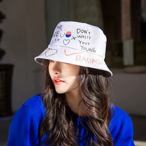 พร้อมส่งจากไทยมีหลายสี หมวกบัคเก็ต หมวกบักเก็ต หมวกโลลิต้า หมวกเที่ยวทะเล หมวกสาน หมวกฟาง หมวกปานามา