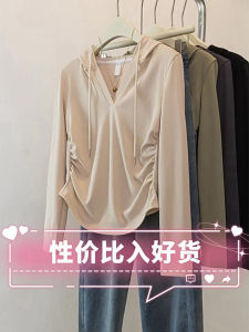 High-End Hooded Pleated Design Long Sleeve Base Shirt Womens Inner Wear Outerwear Fashionable Spring Autumn T-Shirt Top