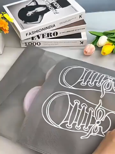 Túi đựng giày dép có dây rút gọn gàng sạch sẽ tránh bụi bẩn dễ mang theo tiện lợi khi di chuyển