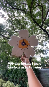 Elegant Modern Daisy/Floral Wall Clock for Living Room and Bedroom Decor