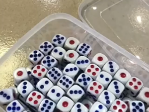 100pcs 12.6mm 6-Sided Dice Round Corner Standard Dice for Table Games Party Games