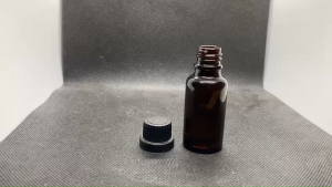 ขวด 20 มล.อโรม่าสีชา+ฝาล็อกสีดํา (12ใบ)