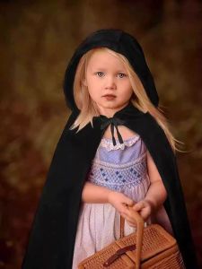 Childrens Velvet Pocket Cap Cloak Halloween Role-Playing Little Red Riding Hood Match Girl Performance Costume Outer Cloak