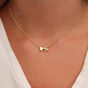 New Fashion Tiny Heart Dainty Initial Necklace Gold Silver Color Letter Name Choker Necklace for Women Pendant Jewelry Gifts