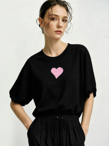 AMII | Round Neck Drop Shoulder Bell Sleeve Photochromic Lace Embroidered T-Shirt