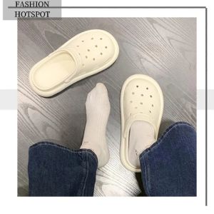 LKfashion มาแรง2023 รองเท้าเตะผุ้หญิง มีรูระบายอากาศ มีให้เลือก 5สีปังๆ พื้นไม่สูง ใส่สบายดีไซน์ดูดี สีพื้นๆ ใส่ได้ทุกโอกาส สไตคืเกาหลี เกาใจ พร้อมส่งในไทย รีบซื้อเลย