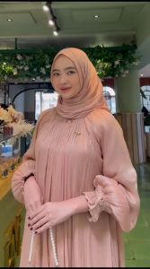 Gamis Shimer Luxury Terbaru 2024-Medina Dress Wanita Remaja M L XL-Fashion Muslim Wanita Polos Simple Elegant-Gaun Kondangan Wanita Kekinian-Gamis Wanita Busui Frendly-Dress Lebaran 2024-Bisa COD