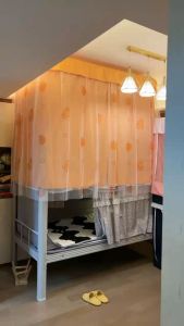 ราคาถูกที่สุด เข็มขัดที่มีการบังแดดและหนาผ้ากอซผ้าม่านเตียงชั้นล่างหอพักหญิงเตียงนักเรียนปิดทึบบนเตียงสองชั้นม่านห้องนอน