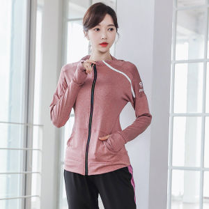 Womens Yoga Sportswear Quick Dry Gym Professional Loose Large Size Morning Run Suit Breathable Moisture Wicking Polyester