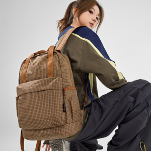 กระเป๋าเป้สะพายหลังกลางแจ้งกระเป๋าเป้สะพายหลังกันน้ำขนาดใหญ่กระเป๋าเป้สะพายหลังกันนักเรียนเด็กชายและเด็กสาว