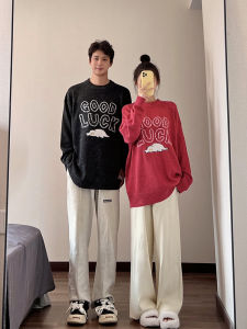 เสื้อสเวตเตอร์ถักนิตติ้งสีแดงสำหรับคู่รัก ชุดเต็มตัว ฤดูใบไม้ร่วง/ฤดูหนาว แฟชั่นลำลอง เสื้อคลุมกันหนาวแบบสวมหัว แขนยาว คอกลม