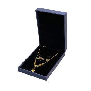 กล่องหนังpuกล่องใส่เครื่องประดับแบบพรีเมียมใส่เครื่องประดับ สร้อยคอ แหวน ต่างหูแบบเงา