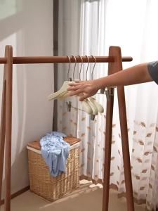 Clamps Non-marking Anti-slip Thick Children-friendly Wood Hangers
