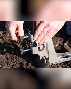 อุปกณ์เสริมการพราวดินเสริมแรงขุด ขุดดิน ติดตั้งกับจอบ เสียม พรั้วพราวดิน เครื่องทุ่นแรงสำหรับการ ขุดดิน ขุดหลุม ตัวช่วยเสริมแรงในการขุดดิน