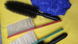 [VG312] Combo rửa xe : 2 gang san hô + 2 bàn chải cước + 2 khăn lau xe + 2cọ lazang dài dùng vệ sinh