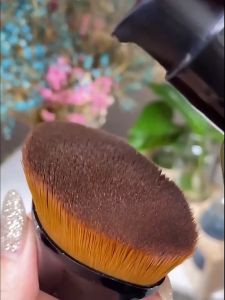 รอยคล้ำบรรจุภัณฑ์ แปรงทารองพื้น แปรงเกลี่ยรองพื้น รองพื้นบลัชออน แปรง ขนแปรงนุ่ม พร้อมกล่อง แปรงแต่งหน้า ไม่ทิ้งรอย ขนแปรงไม่หลุด ราคาที่สูงสุด 2,500 ราคา