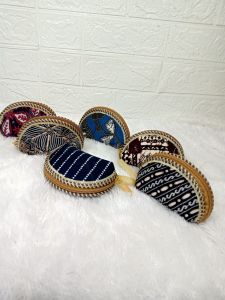 Dompet kerang kain batik/ Dompet souvenir batik /Dompet estetik