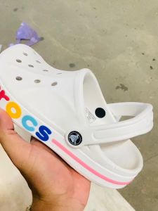 Cro Lite Ride Clog รองเท้าแตะ แบบลำลอง มาใหม่สุดฮิต ใส่ได้ทุกเพศ มีของพร้อมส่งทุกวัน