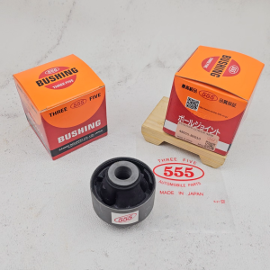 BUSING SAYAP BAWAH BESAR TOYOTA AVANZA LAMA 555