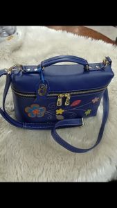 GPBAGS รุ่น GP165 กระเป๋าสะพายข้างทรงกล่อง หนังชามัวส์  กระเป๋าหนังแท้