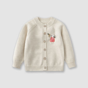 เสื้อคาร์ดิแกนถักสีแดงสำหรับเด็กผู้หญิง เสื้อคลุมกันหนาวแบบสวมหัว แขนยาว ปกติ คอตั้ง เสื้อผ้าเด็กผู้หญิงสไตล์เกาหลี