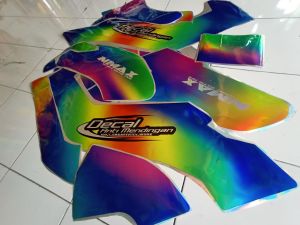 Les Sticker stiker Decal full body NMAX  lama dan NMAX newbahan hologram dan crom