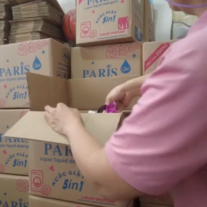 Nước giặt Paris thùng 4 túi 8kg8 sạch thơm quần áomồi túi 2kg2