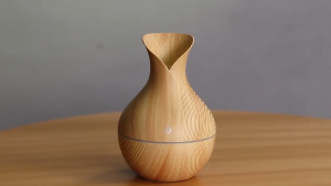 200ML Wood Diffuser with 7 color LED lights Vase Shape USB Aromatherapy Diffuser 香薰机 加湿器