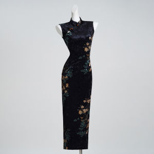 Black Velvet Retro Sleeveless Qipao
