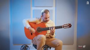 Đàn guitar Flamenco Alhambra 4F chính hãng Tây Ban Nha tặng kèm bao đàn