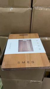 ⚡พร้อมส่ง⚡เขียงไม้สี่เหลี่ยมเนื้อแข็ง SMEG จากอิตาลี เขียงไม้สำหรับใช้ในครัวเรือน เขียงไม้ เขียงสเต็ก CHOPPING BOARD