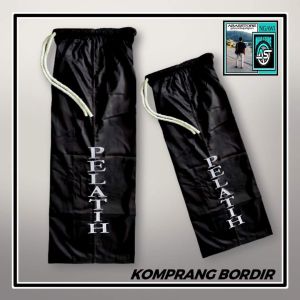 CELANA KOMPRANG NAGATA BORDIR MOTIF PELATIH PUTIH