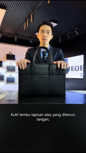Padieoe Handmade leather handbag from top-grade cowhide luxurious and fashionable black color briefcase for business and casual wear mens briefcase for computer use.