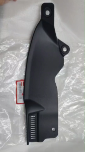 แผ่นพลาสติกที่ติดตั้งบริเวณด้านบนของกระจังหน้ารถยนต์  Honda Jazz 2015-2017 แท้เบิกศูนย์