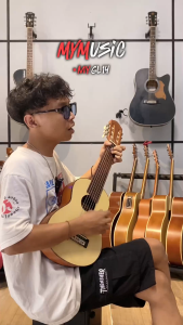 Gitarlele/gitar mini Akustik Senar Nilon dan String Original Bergaransi