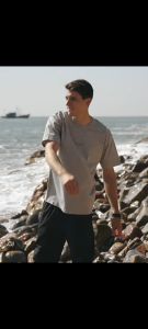 เสื้อยืดแขนสั้น SIMWOOD การออกแบบคอกลม สัมผัสนุ่ม ความรู้สึกที่ดี สะดวกสบาย ผ้าฝ้าย 100%