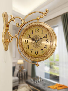 Elegant Double-Sided Brass Wall Clock Living Room Silent Modern Simple Home American Retro Clock European Style Metal Disk Battery Powered