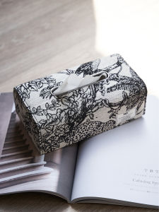 Simple Luxury Classic Retro Embossed Tissue Box Cloth Art Drawer Tablecloth Home Desktop Decoration Rectangular Shape Storage Box
