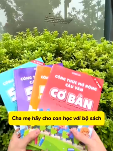 Sách Cho Bé - Bộ 4 Cuốn Sách Công Thức Mở Rộng Câu Văn!