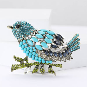 เข็มกลัดรูปนกประดับเพชรเทียมสุดอินเทรนด์สำหรับผู้หญิงและผู้ชาย สไตล์คลาสสิก เหมาะสำหรับงานเลี้ยง งานปาร์ตี้ กระเป๋าเป้ ของขวัญ เครื่องประดับ