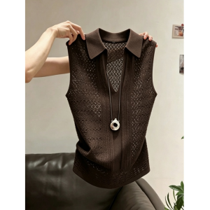 YNY | Unique Versatile Slimming Polo Neck Sleeveless Top Beige