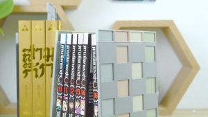 UDEE ที่ตั้งหนังสือพร้อมที่คั่นหนังสือ_1ชุดมีที่ตั้งหนังสือ 1 คู่ พร้อมแผ่นเสียบที่คั่นหน้าหนังสือ 8 แผ่น ( Size 15.2 X 11.4 X 19 CM.)