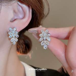 (Bebas beli 2 dapat bonus) H-Girl888 COD A15 Anting bunga manis titanium wanita Korea original