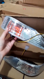 Cặp Đèn Xi Nhan Trước Cho Xe Tải Thaco Foton Thaco TMT từ 1.5 Tấn - 6.5 Tấn Điện áp DC12V và 24V