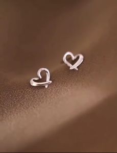 (พร้อมส่ง)mornyk.earring - ต่างหูเงินแท้S925 ต่างหูรูปหัวใจ ต่างหูมินิมอล