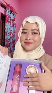 Ultra Glow Vitamin Setting Spray: Penyegar Wajah & Vitamin untuk Kulit